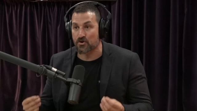 How Dopamine Helps You Keep Going When Things Get Tough смотреть онлайн