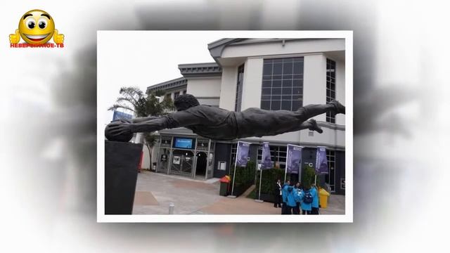 Топ 10 Невероятных скульптур бросающие вызов законам физики смотреть онлайн