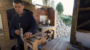 Как сделать табуретку из поддонов за час? Удачный выбор! Смотри!