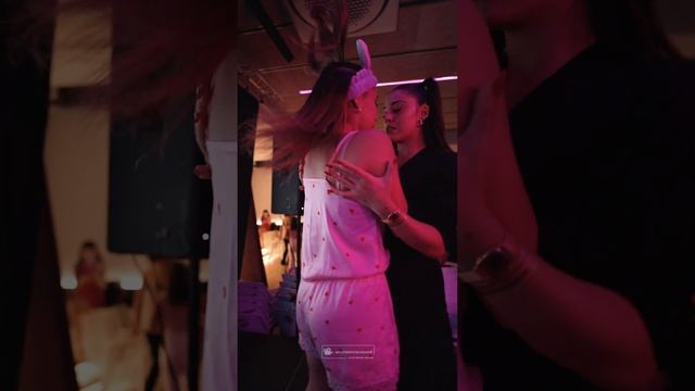 Lilo and Euge [Tu Juguete] Bachata Social Dancing @ BCN Dance Life 2022 смотреть онлайн