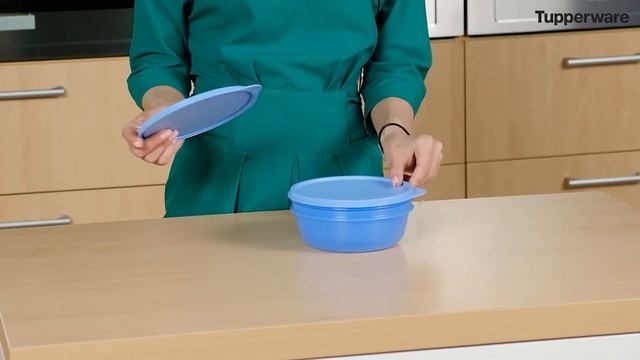 Контейнеры «Хит-парад» (600 мл) от компании Tupperware смотреть онлайн