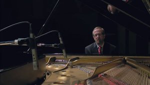 Kevin Kern - 'The Winding Path' (Live Performance)