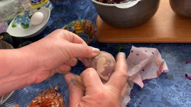 КРАСИМ ЯЙЦА ТРАВАМИ, КАРКАДЕ И ЛУКОМ! Натуральными красителями без химии эко! Пошаговая инструкция