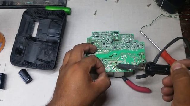 COMO REPARAR| CARGADOR DEWALT|HOW TO REPAIR | DEWALT CHARGER смотреть онлайн