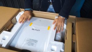 Лазерный проектор EPSON EH-LS11000W, распаковка и краткий обзор.