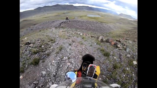 Через всю Монголию до Бургер Кинга смотреть онлайн