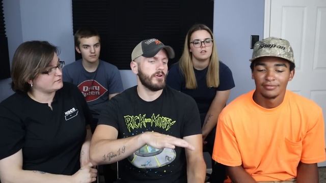 TRAPPED | Official Trailer REACTION! | Rajkummar Rao | Dir : Vikramaditya Motwane смотреть онлайн