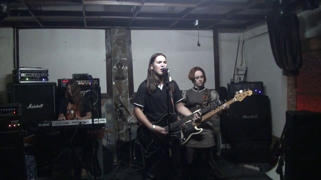 Эльтерс - Беспечный Сральник (кавер на группу "38 попугаев") смотреть онлайн