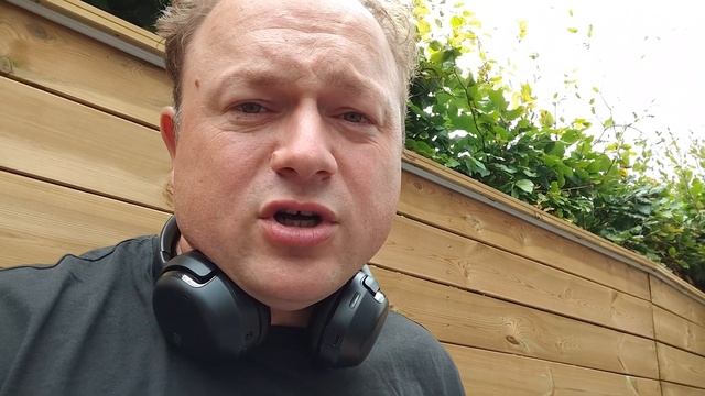 JBL Tour One M2 Review en Unboxing смотреть онлайн