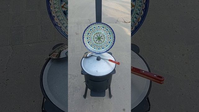 Казан чугунный с печкой дымоходом 12л 6500р + бесплатная доставка по Москве закажите на сайте смотреть онлайн