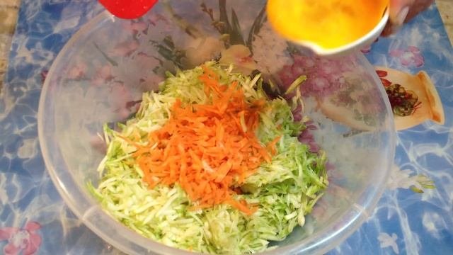 [+ОЛАДЬИ ИЗ КАБАЧКОВ С МОРКОВЬЮ+](РЕЦЕПТЫ ОТ АНАТОЛИЯ)