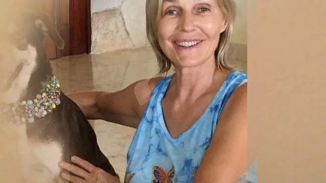63 летняя Андрейченко поразила внешним видом в домашней обстановке