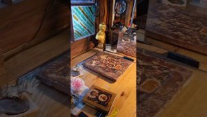 Где можно Реставрация старинных икон и картин.