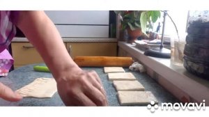Сладкая выпечка из слоёного дрожжевого теста. Вкусно и быстро .