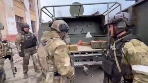 Кадыровцы уличные бои в Мариуполе.
