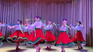 Украинский танец «Веснянка». Хореографическая студия «Радуга».
