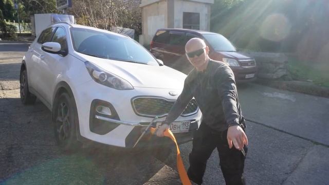 Как вытащить застрявший в снегу или грязи автомобиль? Правила Эда Халилова