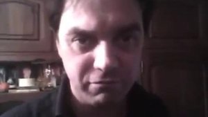 ? МУЖИК ЖЖЁТ ??