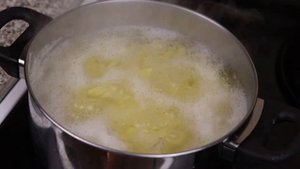Молодая картошка в духовке со сметаной. Рецепт моей бабушки.