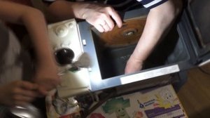 Полезные запчасти из старой микроволновки для DIY. Извлекаем трансформатор, моторчик, тэны ...