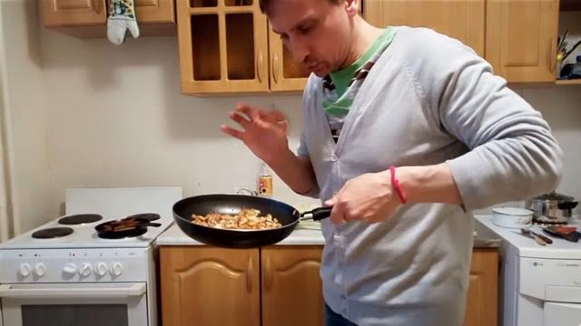 ГОТОВИМ дома гренки.КАК приготовитьгренки. смотреть онлайн