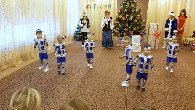 Миша-снеговик на утреннике в д/с смотреть онлайн