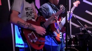 Los Florifundia - Brugmansia (En vivo URL)