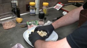 Шашлык из курицы в духовке. На шпажках за 30 минут!