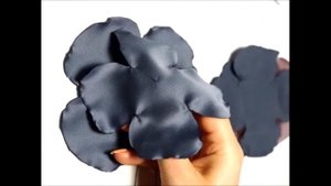 Цветок из двух видов ткани своими руками. Мастер-Класс.