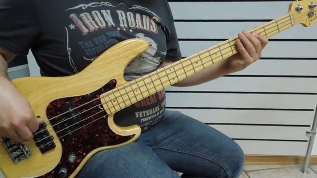 Fender deluxe P-bass смотреть онлайн