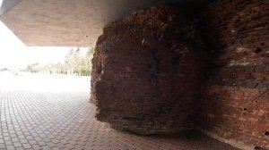 3 серия,  Вход на территорию Брестской крепости.
