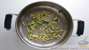 Рыбный суп с кабачками, сладким перцем и помидорами