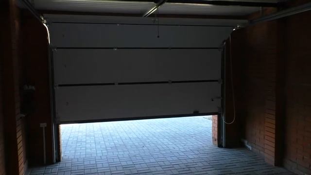 Ворота на гараж и калитка в едином стиле Алютех смотреть онлайн