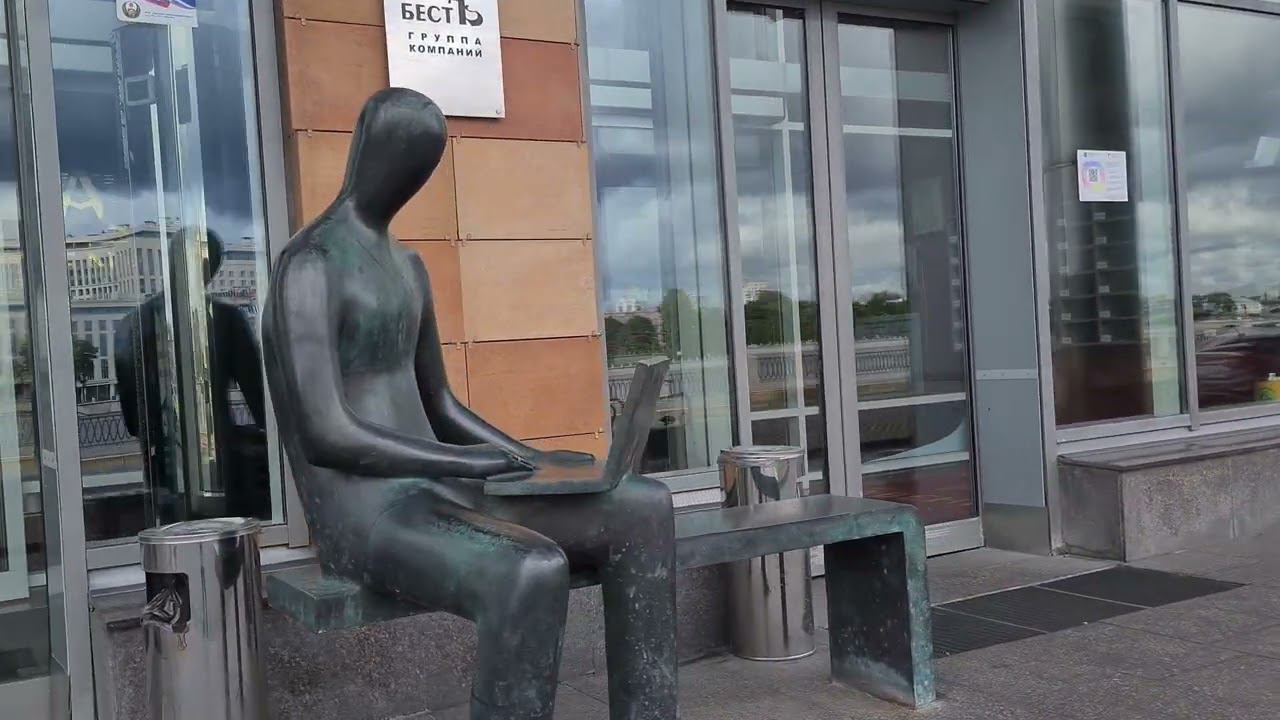 Санкт-Петербург. Прогуляемся от станции метро "Лесная" до Каменноостровского проспекта.