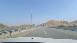 Красивая дорога. Оман, дорога Сур - Маскат. 30 минут за 3 минуты.