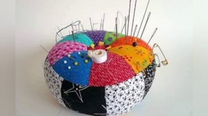 Lovely simple patchwork pin cushion cover design by pop up fashion ?