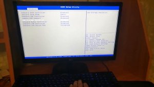 Не видит флешку на Acer