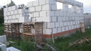 Курятник из газоблока, своими руками ч 5