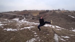 25 МЕТРОВ НАД ЗЕМЛЕЙ! Застрял на веревке!