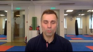 Почему болит плечо?