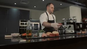 Мясорубка Dauken FW2000 готовим Бургер с TasteLab