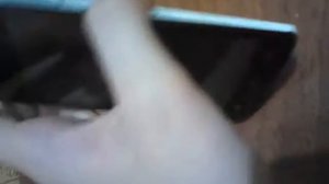 Телефон не в какую не включается а индикатор показывает