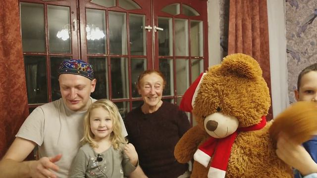 Наши гости учат чеченский #ЭлинаМорева #ElinaMoreva #Элина #Морева #Elina #Moreva смотреть онлайн