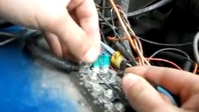 замена предохранителя авто смотреть онлайн