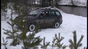 X-Trail vs Forester. По снегу на "бреющем" ...