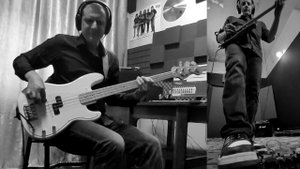 Немного грува