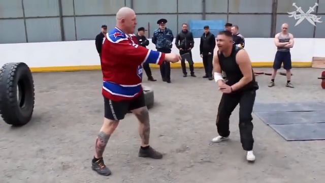 Training in a Russian prison смотреть онлайн