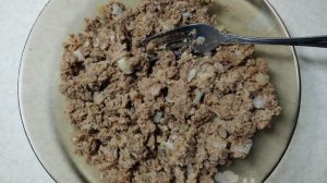 Пирожки жареные с мясом и луком на сковороде