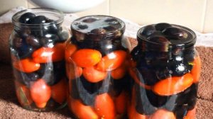 ОДНА ХИТРОСТЬ И У ПОМИДОР НОВЫЙ ВКУС! УДИВИТЕЛЬНО ВКУСНЫЕ МАРИНОВАННЫЕ ТОМАТЫ С ВИНОГРАДОМ НА ЗИМУ.