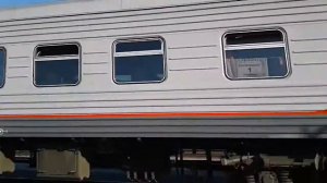 Прибытие поезда #338 Приобье-Екатеринбург ТЭП70-0534